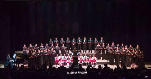 成人合唱团化妆视频