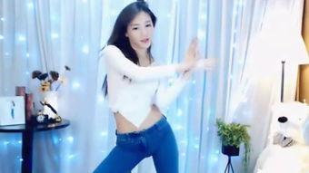 刘怡成人舞蹈视频大全,舞动人生，尽享舞蹈魅力  第2张